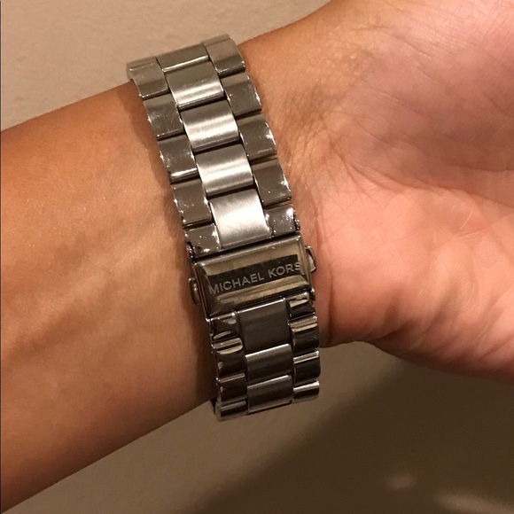 Michael Kors silvertone watch barely worn